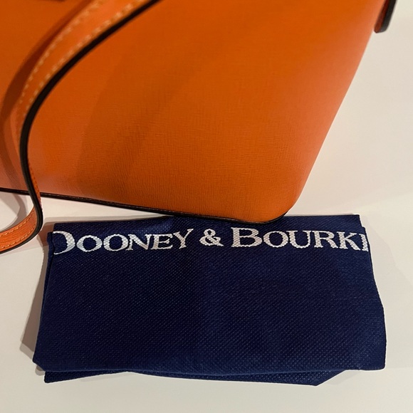 Dooney and Bourke Robin Crossbody in Coral - Picture 6 of 7